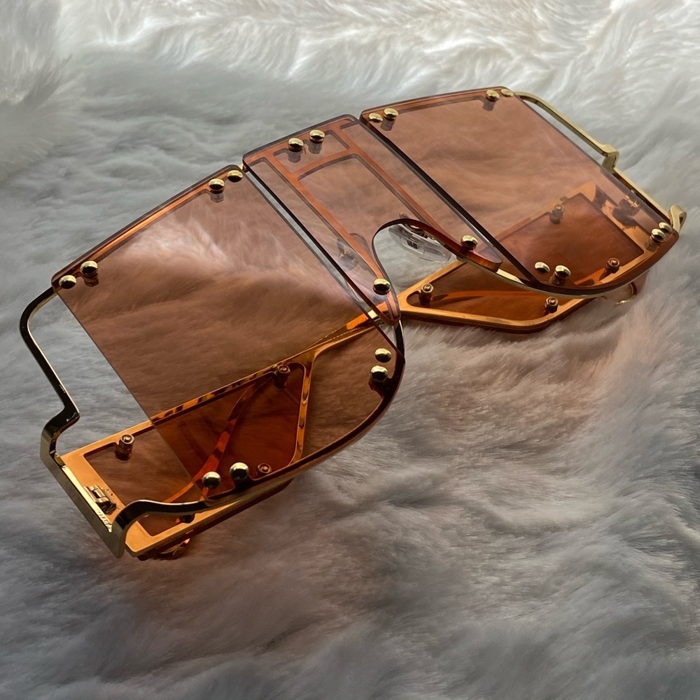 Oversized Frames - image 2